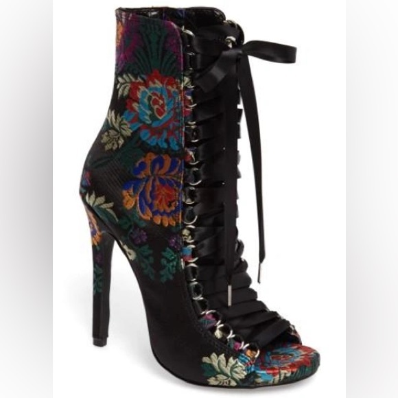 Steve Madden Fuego Lace-up Bootie - Picture 4 of 6